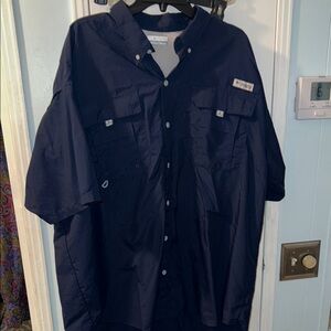 Columbia Men's Navy shirt